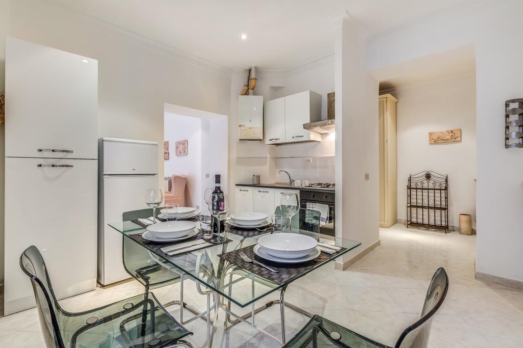 Veneto Excelsior Suite روما الغرفة الصورة
